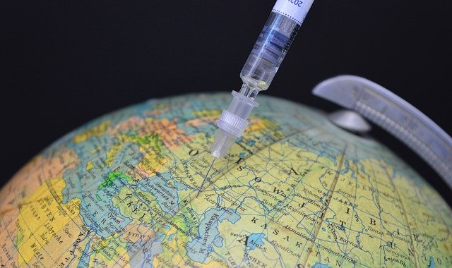 OMS sobre programa de indemnización de vacunas para el Covid-19 en el primer mundo